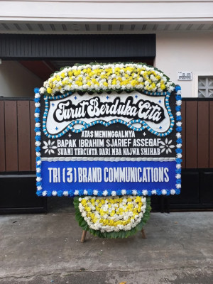 Papan Bunga Duka di Srengseng Sawah